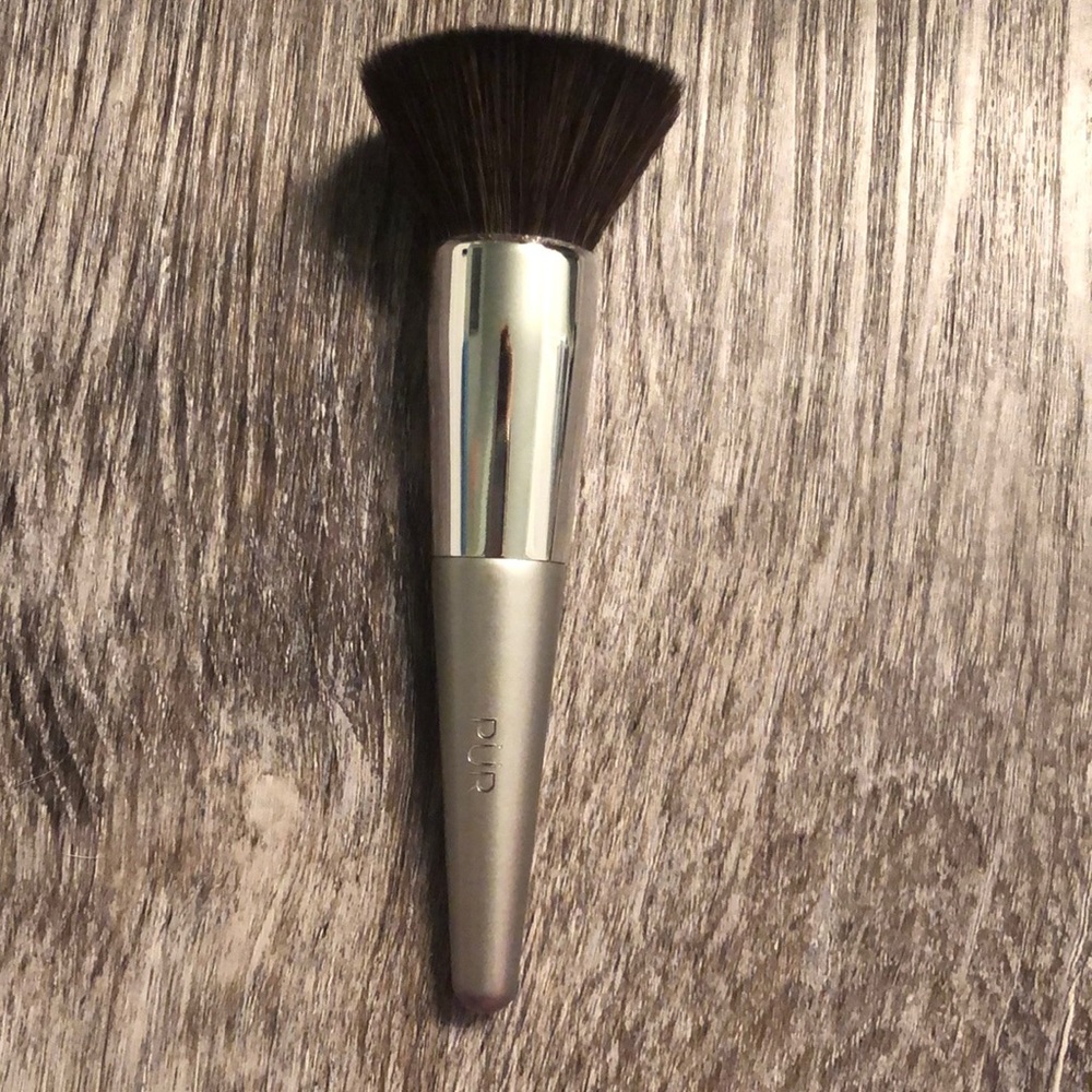 Pur cosmetics foundation brush